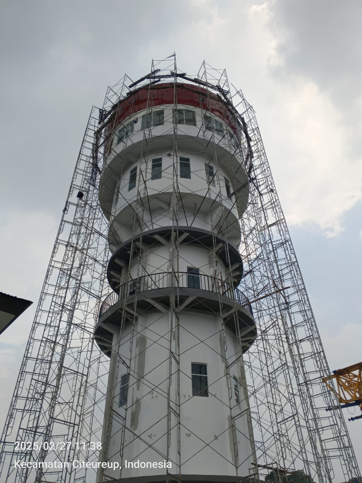 Pemasangan ACP Atap Menara
